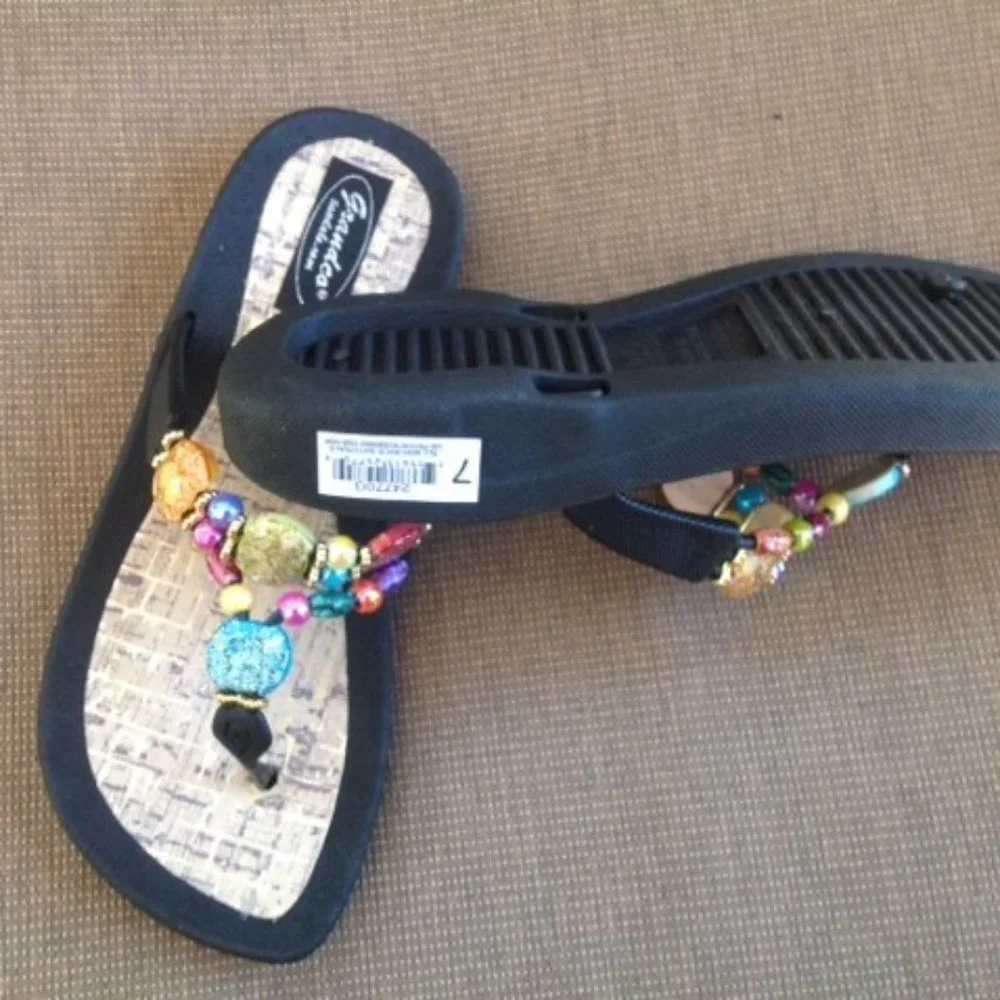 JEWELED BLACK MARBLE CORK FLIP FLOP SANDAL by Grandco - Picture 4 of 8